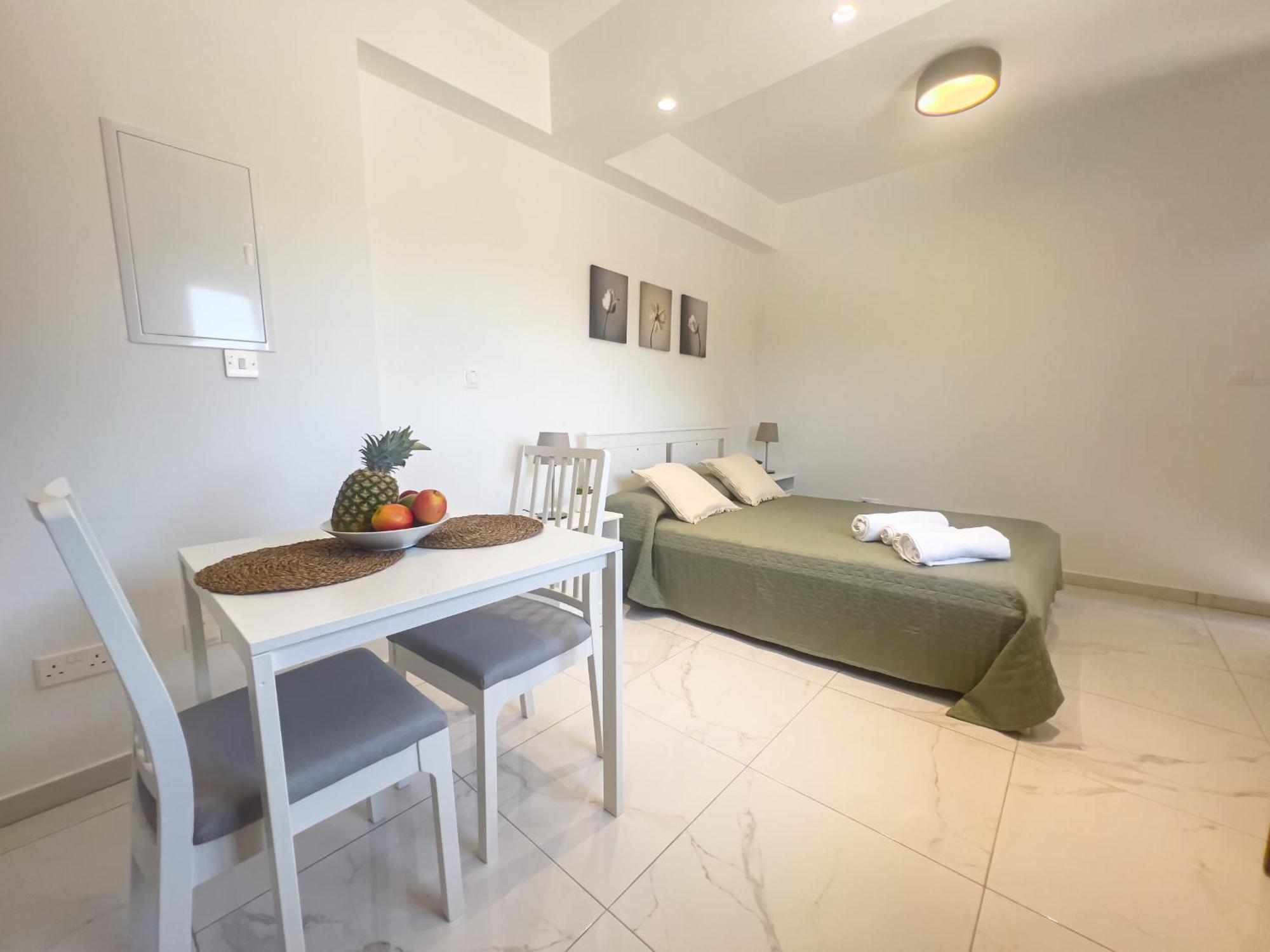 Musan Boutique Apartments أيا نابا الغرفة الصورة